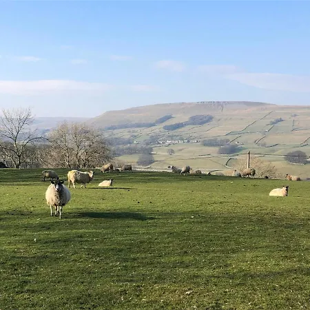 Quarry Near Hawes, Yorkshire Dales, Pet Free *